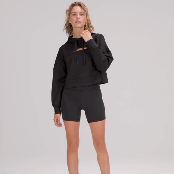 Lululemon Get Centered crop Hoodie - Picture 1 of 3